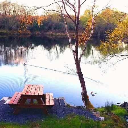 Coill Maher Lake House Country house