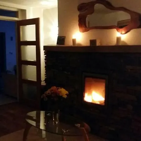 Coill Maher Lake House Country house *